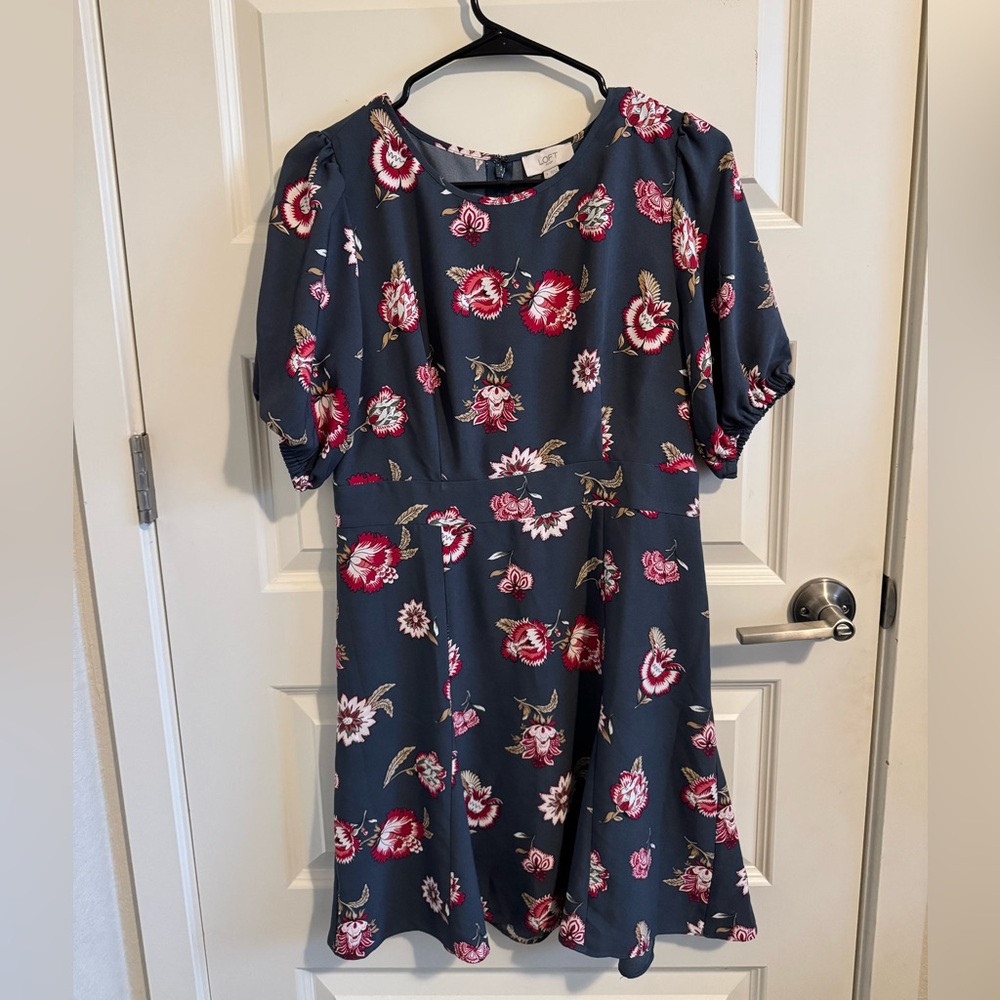 NWT Loft Floral Women’s Midi Dress